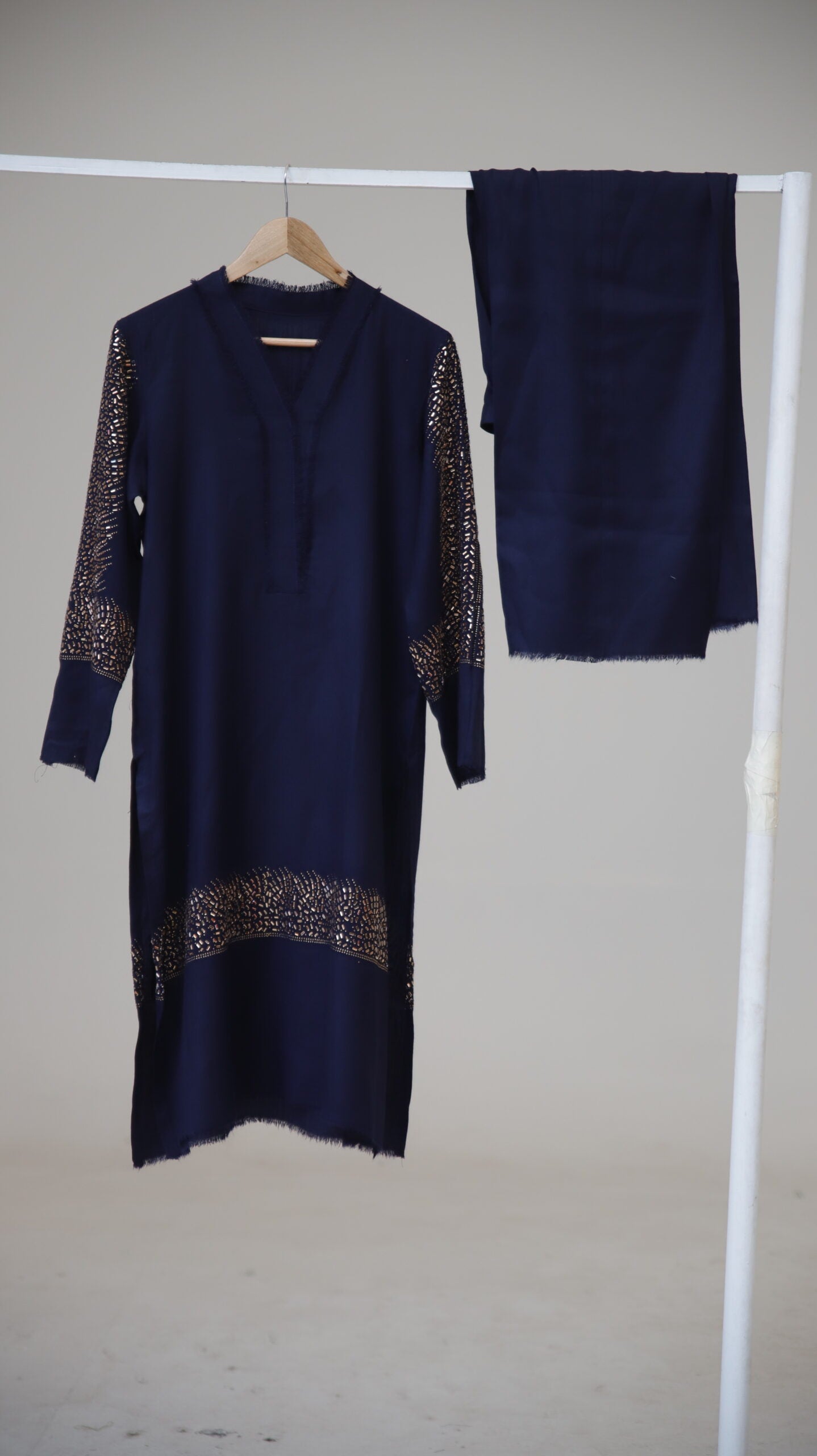 Blue Pashmina Crystal