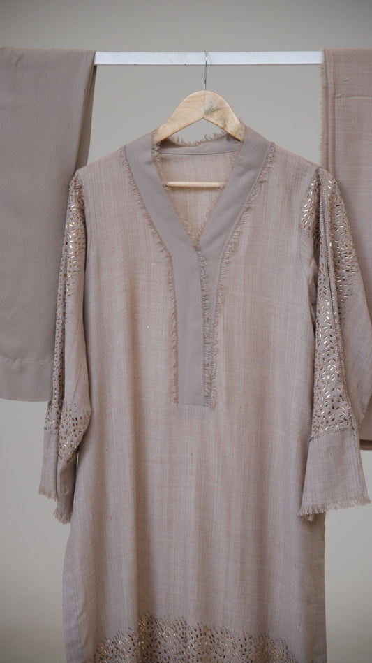 Beige Pashmina Crystal
