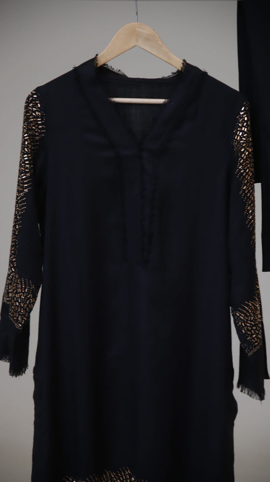Black Pashmina Crystal