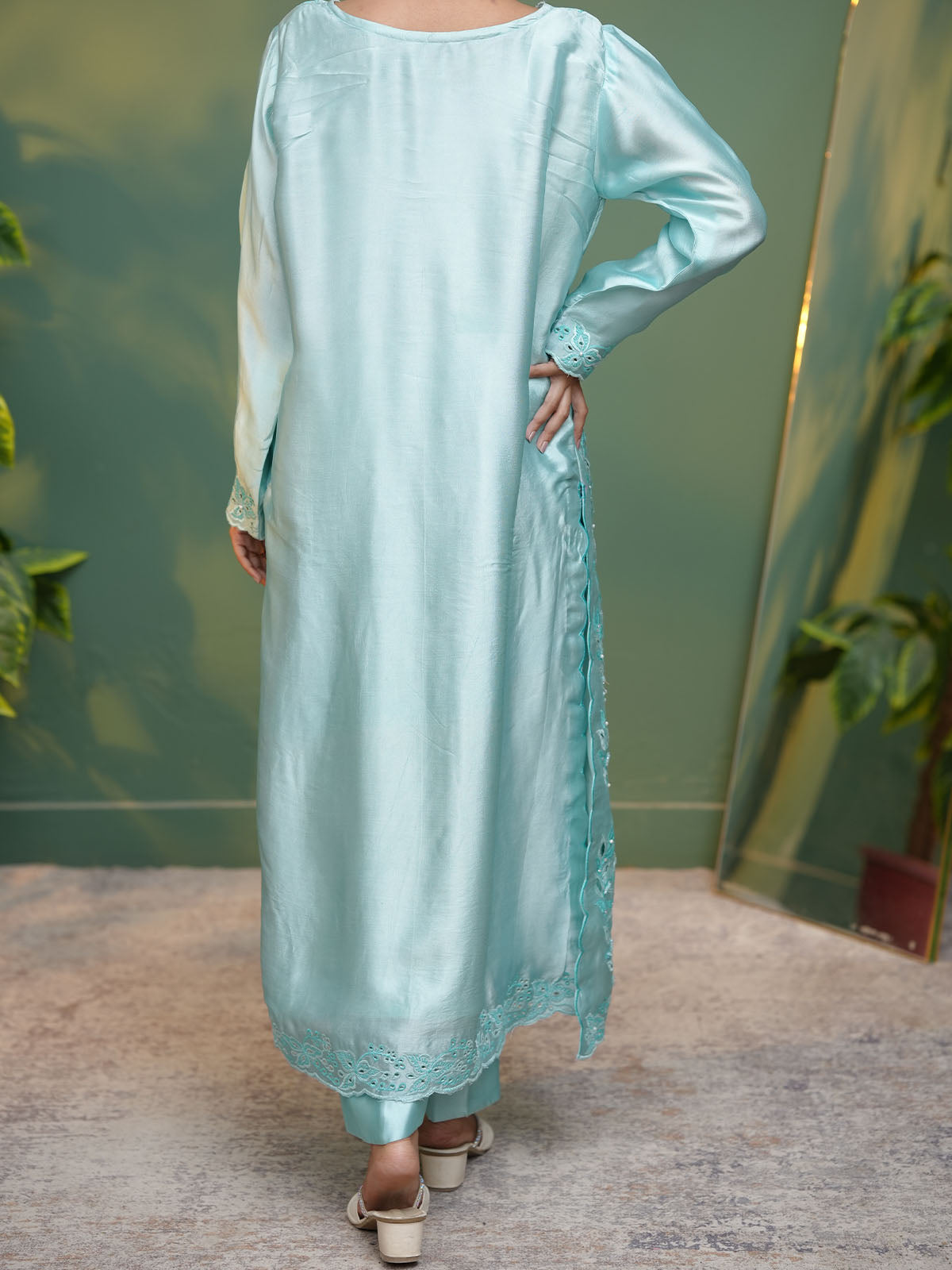 Aqua Sage Petal