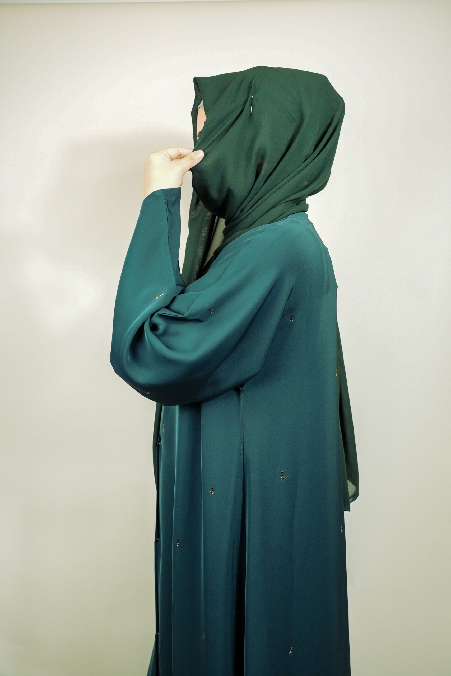 SUHA B